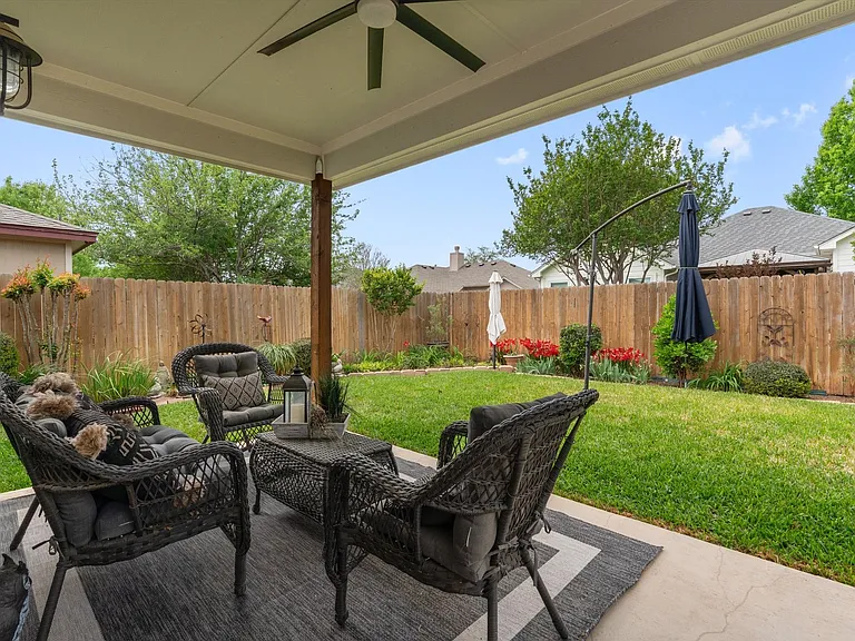 226 Claris Ln — Photo 25
