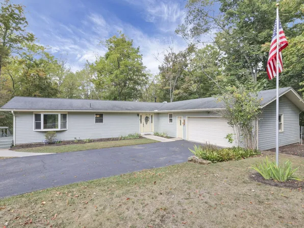 76 Alberry Dr, Granville, OH 43023