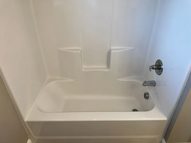 815 S Church St — Photo 11
