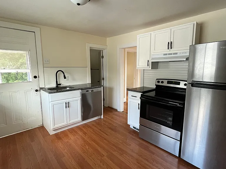 118 Ethel St #2 — Photo 9