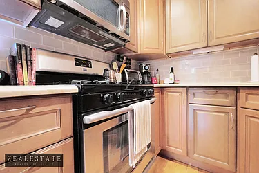 Rented by ZealEstate Group Inc