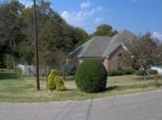 453 Kyllie Dr, Millington, TN 38053