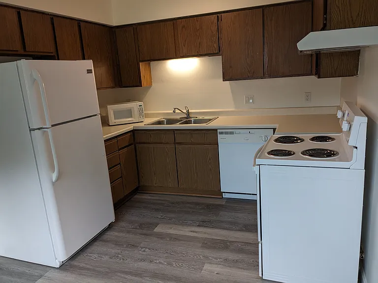 3425 Holiday Ct #1 — Photo 3