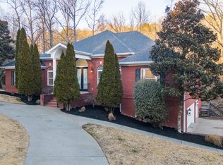 2210 Poplar Grove Dr, Ooltewah, TN 37363