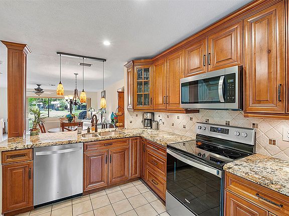 4th image of 4373 Carambola Circle