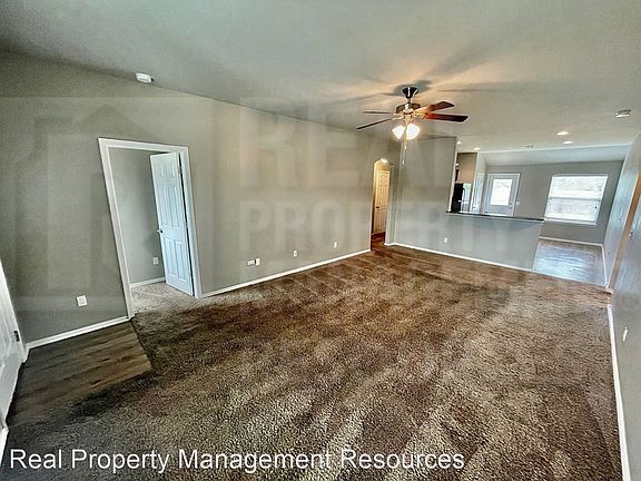 5th image of 2912 Cider Mill Ln