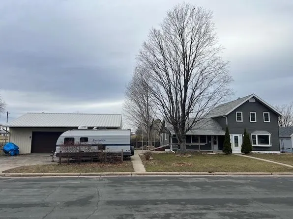 720 Wabasha Ave, Saint Charles, MN 55972