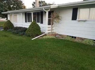 W5129 Oakland Dr, Rio, WI 53960