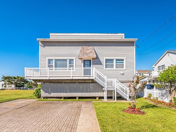 3rd image of 22 Williams Ave