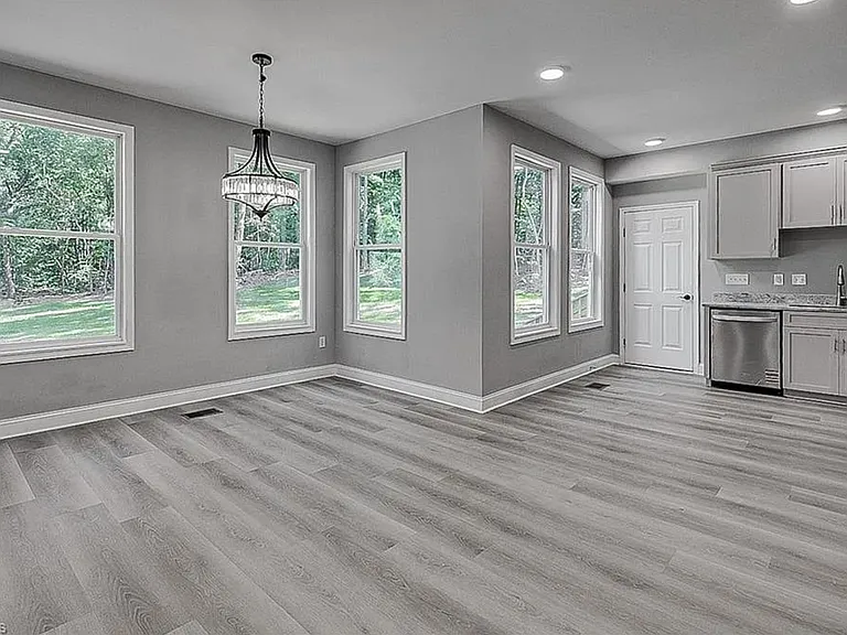 1559 Allen Ct — Photo 9
