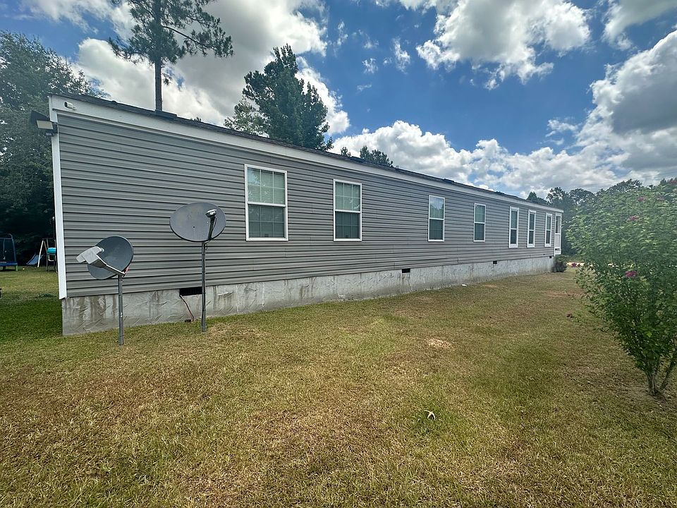 2nd image of 153 Hidden Hammock Dr
