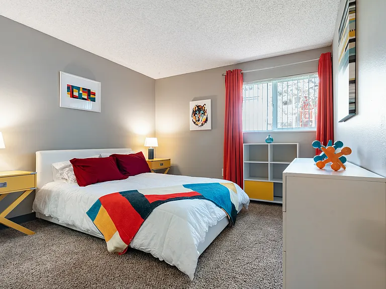 Grammercy Apartments — Photo 7