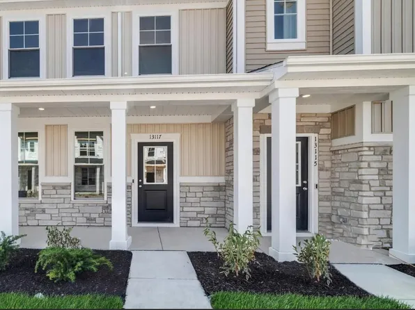 13117 Carolina St, Crown Point, IN 46307