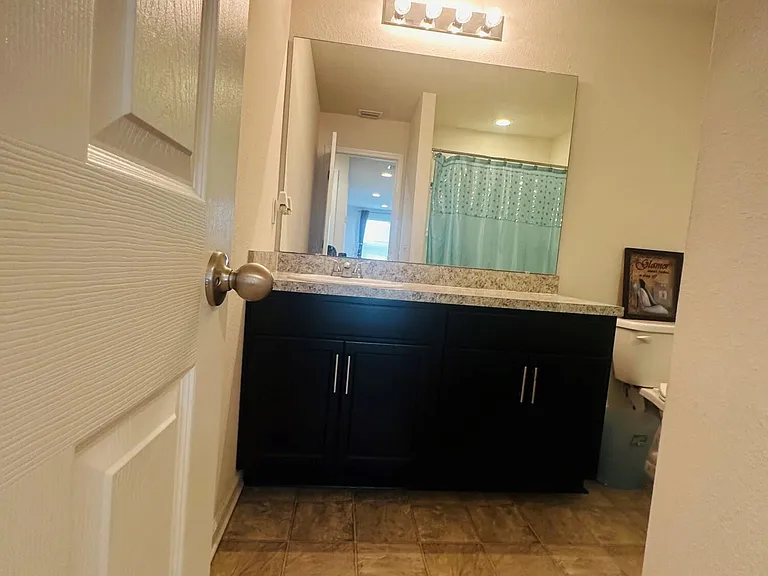 12573 Green Meadow Dr — Photo 37