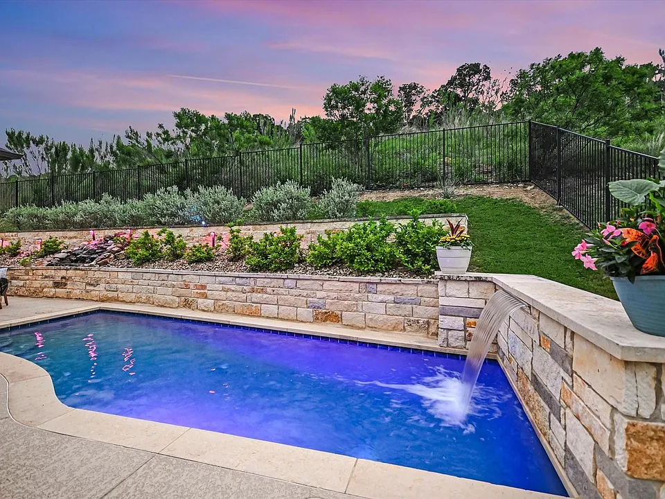 603 Anfield Cir