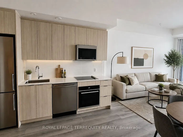743 Warden Ave #209 — Photo 2