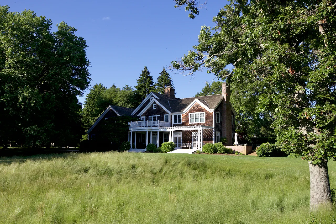 Country Comfort — Photo 1