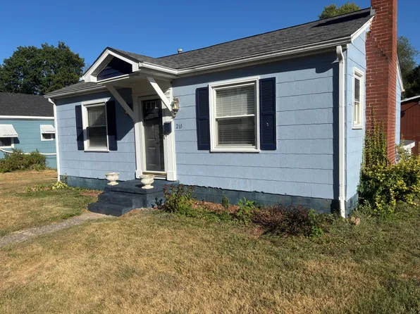 210 Boston Dr, Versailles, KY 40383