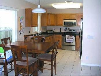 4th image of 6379 NW 80th Dr