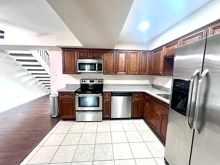 5340 Palmyra Ct — Photo 13