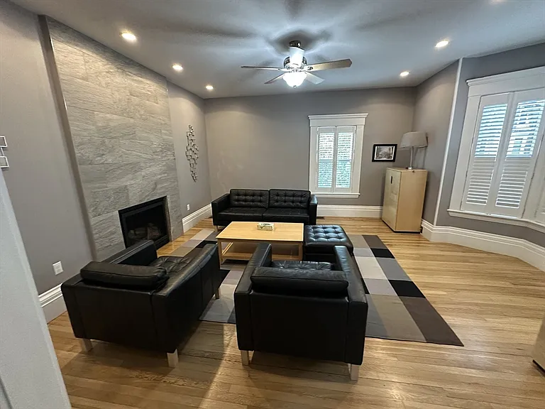 315 Windsor St #315 — Photo 2