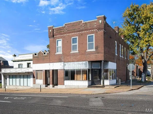 6829 Gravois Ave, Saint Louis, MO 63109