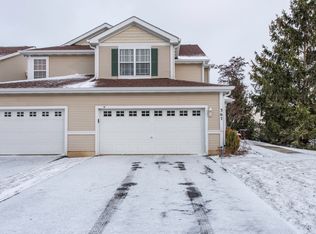 367 N Carlisle Ct, Round Lake, IL 60073