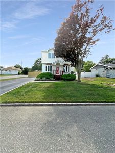 693 Adams Avenue, Lindenhurst, NY, 11757