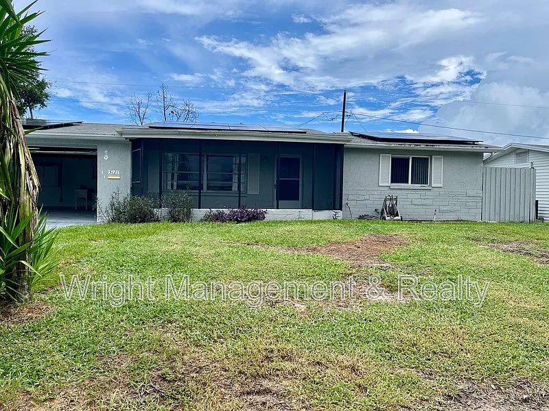 5121 Dove Dr