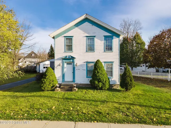 75 N Pawling Street, Hagaman, NY 12086