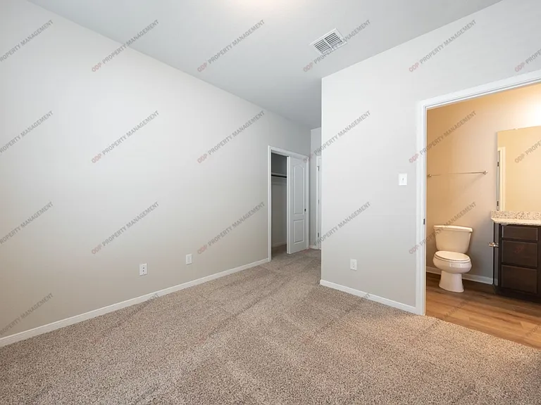 5432 Friars Loop — Photo 15