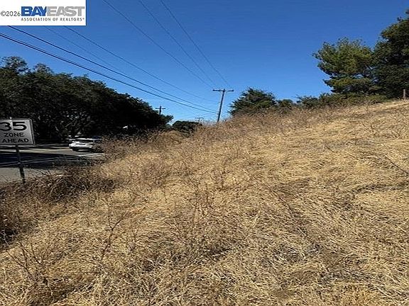 4th image of 0 Jensen Rd