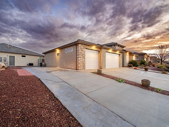 5th image of 3934 Sweetwater Dr