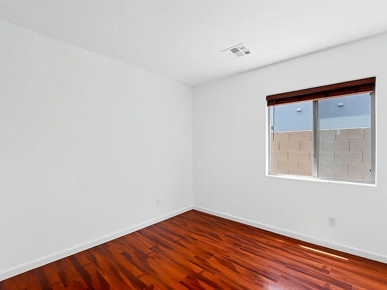 4420 E High Point Dr — Photo 17