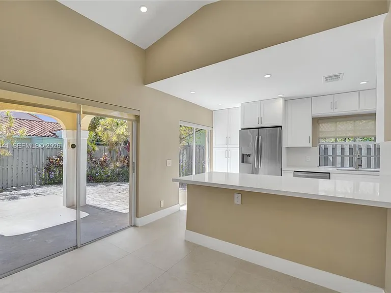 1361 Springside Dr #3 — Photo 2