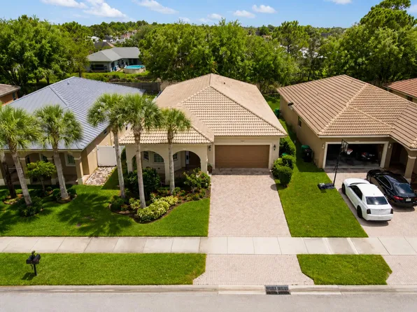 1804 SW Jamesport Drive, Port St Lucie, FL 34953