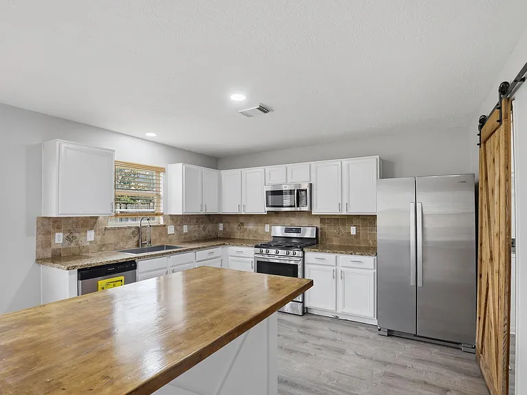 5727 Landon Creek Ln — Photo 7
