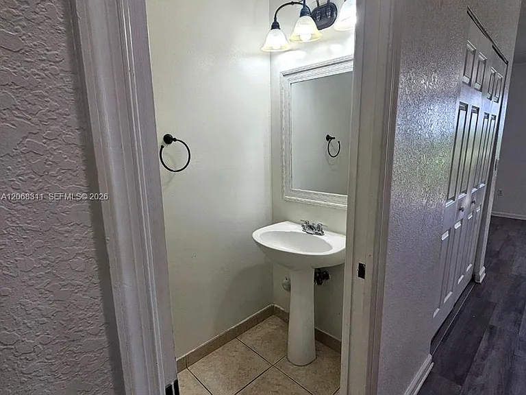2514 SW 83rd Ter #104 — Photo 4