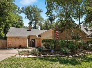 2127 Richmond Dr, Richmond, TX 77406