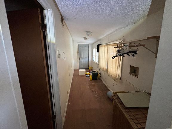 5th image of 417 Fairfield Rd