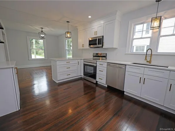 124 Meriden Avenue, Southington, CT 06489