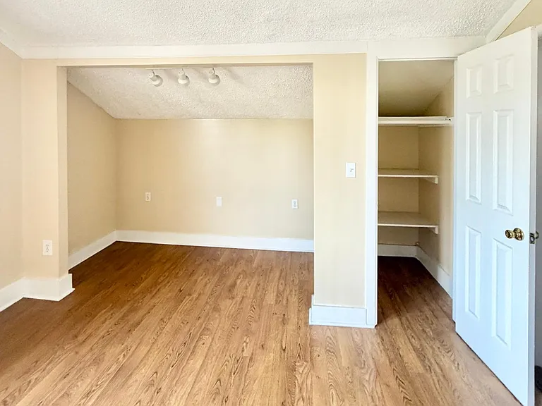 23 Brown St #3A — Photo 4