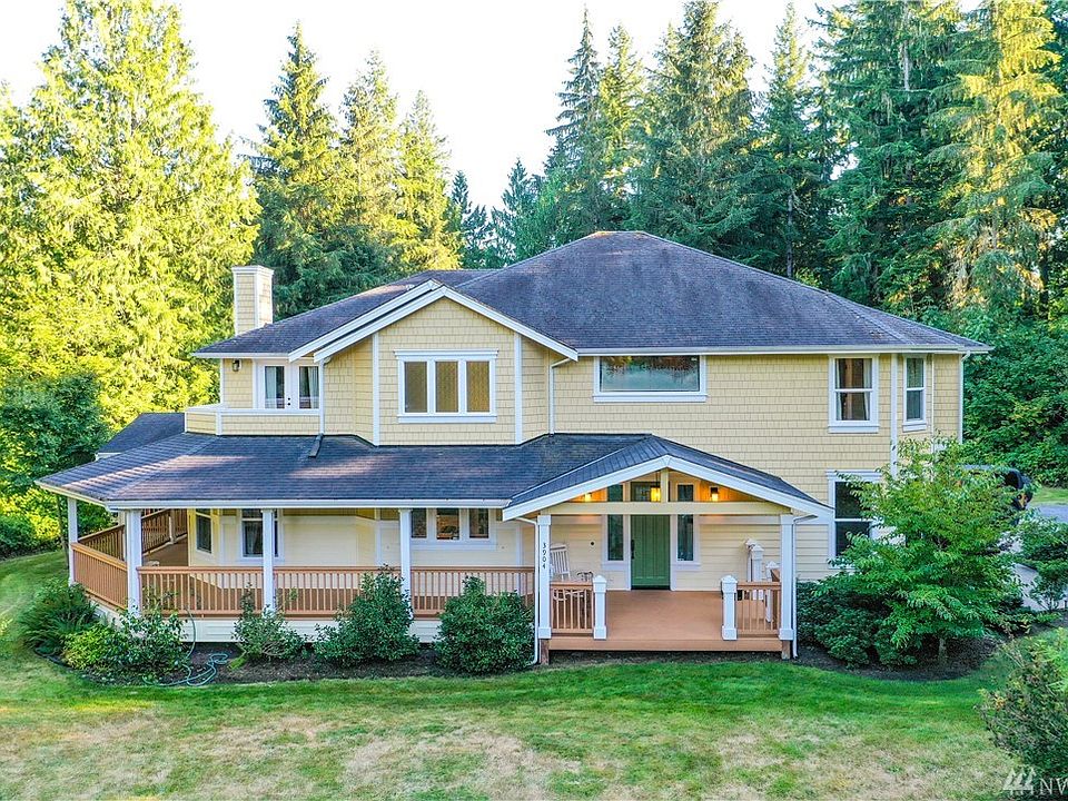 1st image of 3904 224th Ave NE