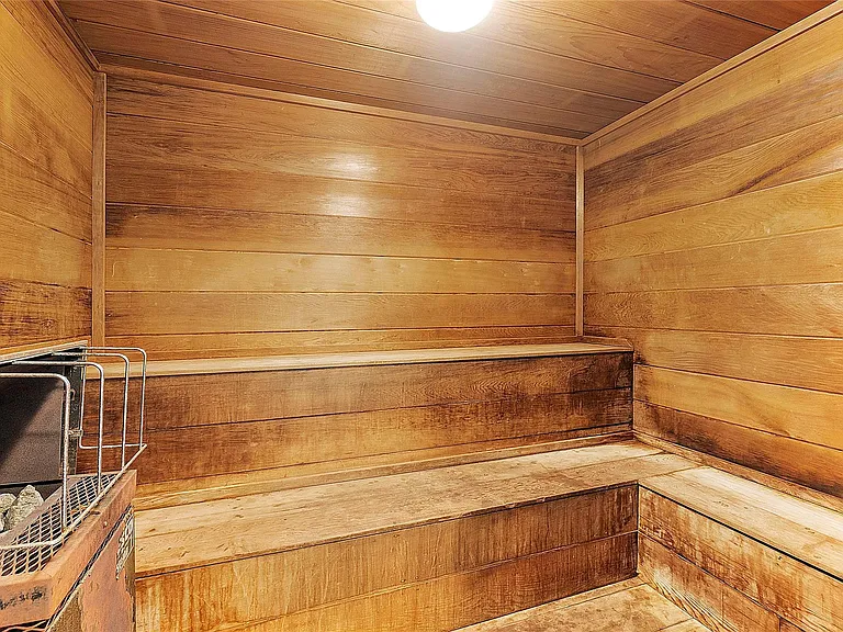 4550 NW 18th Ave #505 — Photo 32
