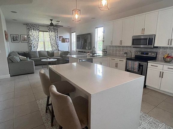 4th image of 180 Seminole Lakes Dr