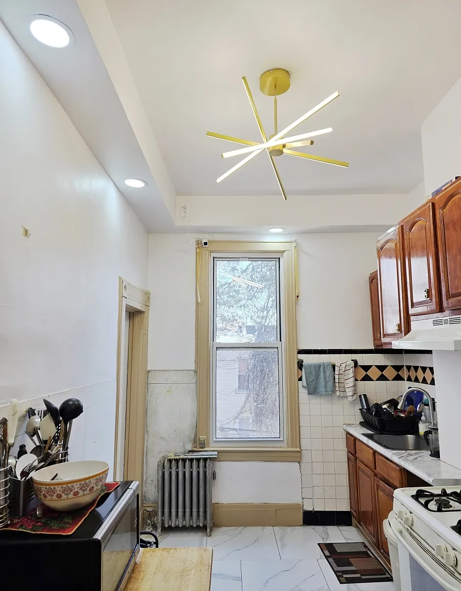 70 Weirfield St. 3rd Floor - 1 — Photo 2