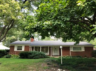 28716 Aranel St, Farmington Hills, MI
