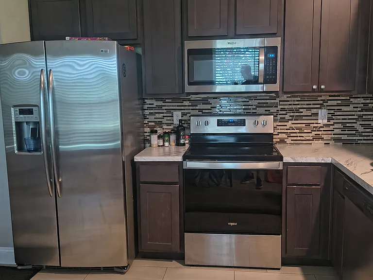 63 Scotch Pebble Dr — Photo 2