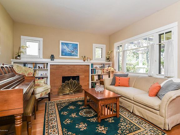 4th image of 1756 Rose Villa St