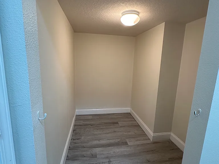 14227 Wake Robin Dr — Photo 24